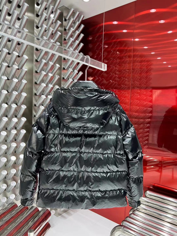 Moncler Maya 70e anniversaire édition spéciale courte doudoune noir